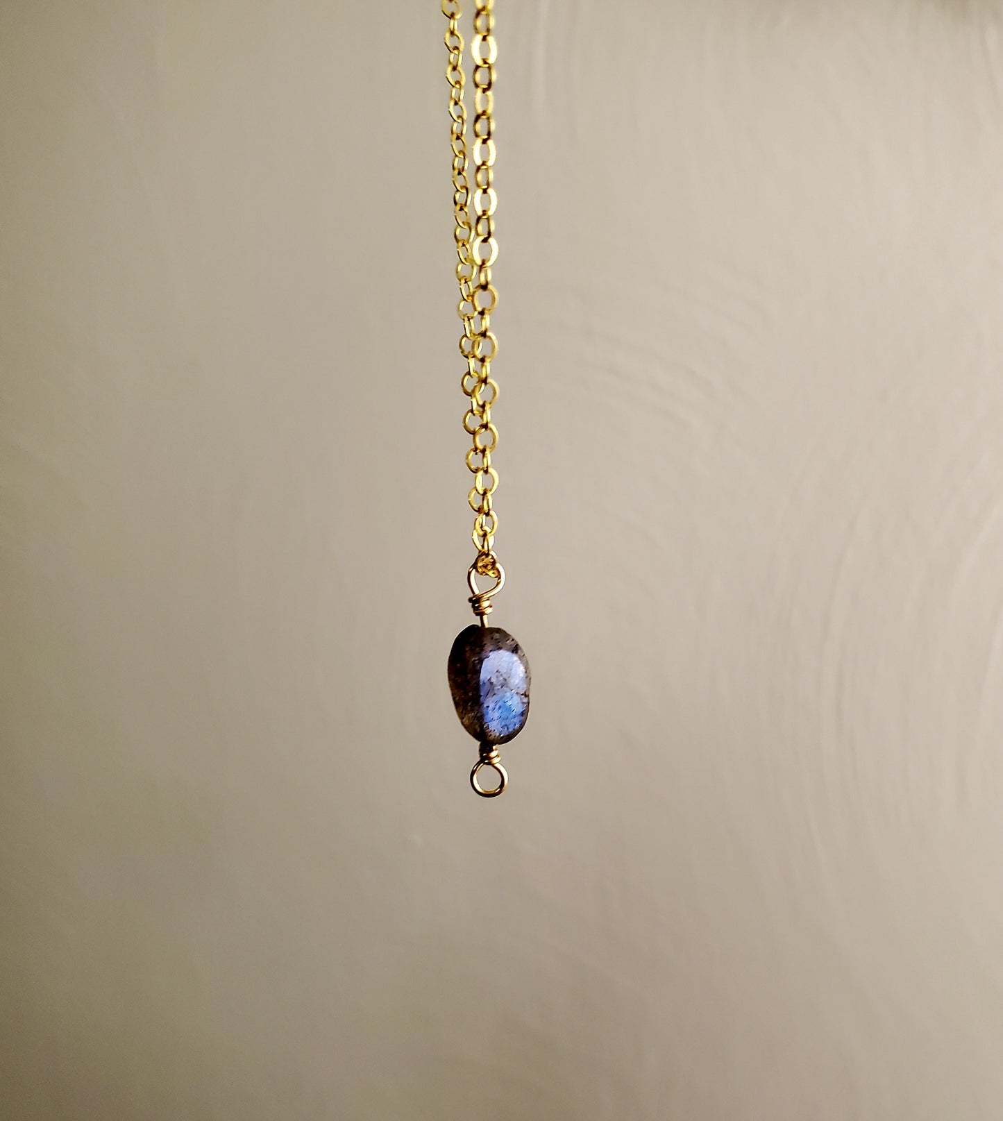 Oval Labradorite Gemstone Pendant Necklace